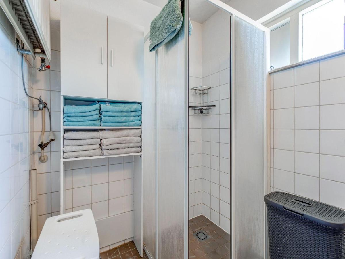 Beautiful Apartment In City Center Леэварден Экстерьер фото